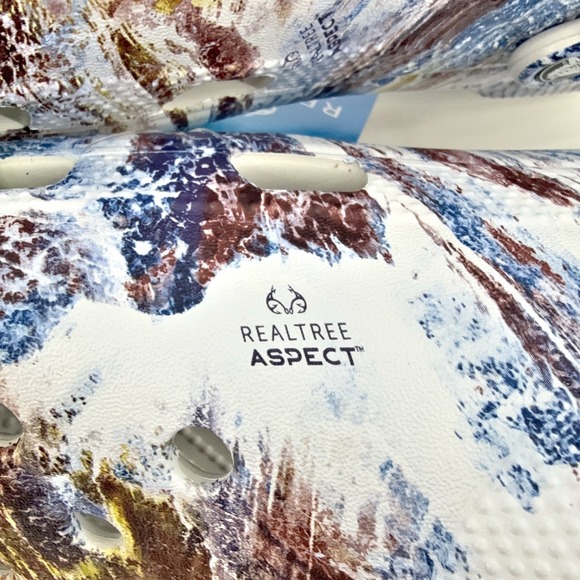 Crocs Realtree Aspect Blue Brown Atmosphere Camo Clogs Mens Size 10 Shoes NWT - Picture 8 of 13